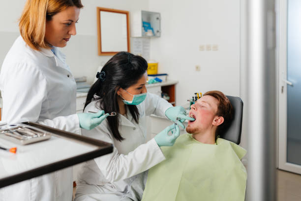 Best Emergency Dentist for Kids  in Schoolcraft, MI